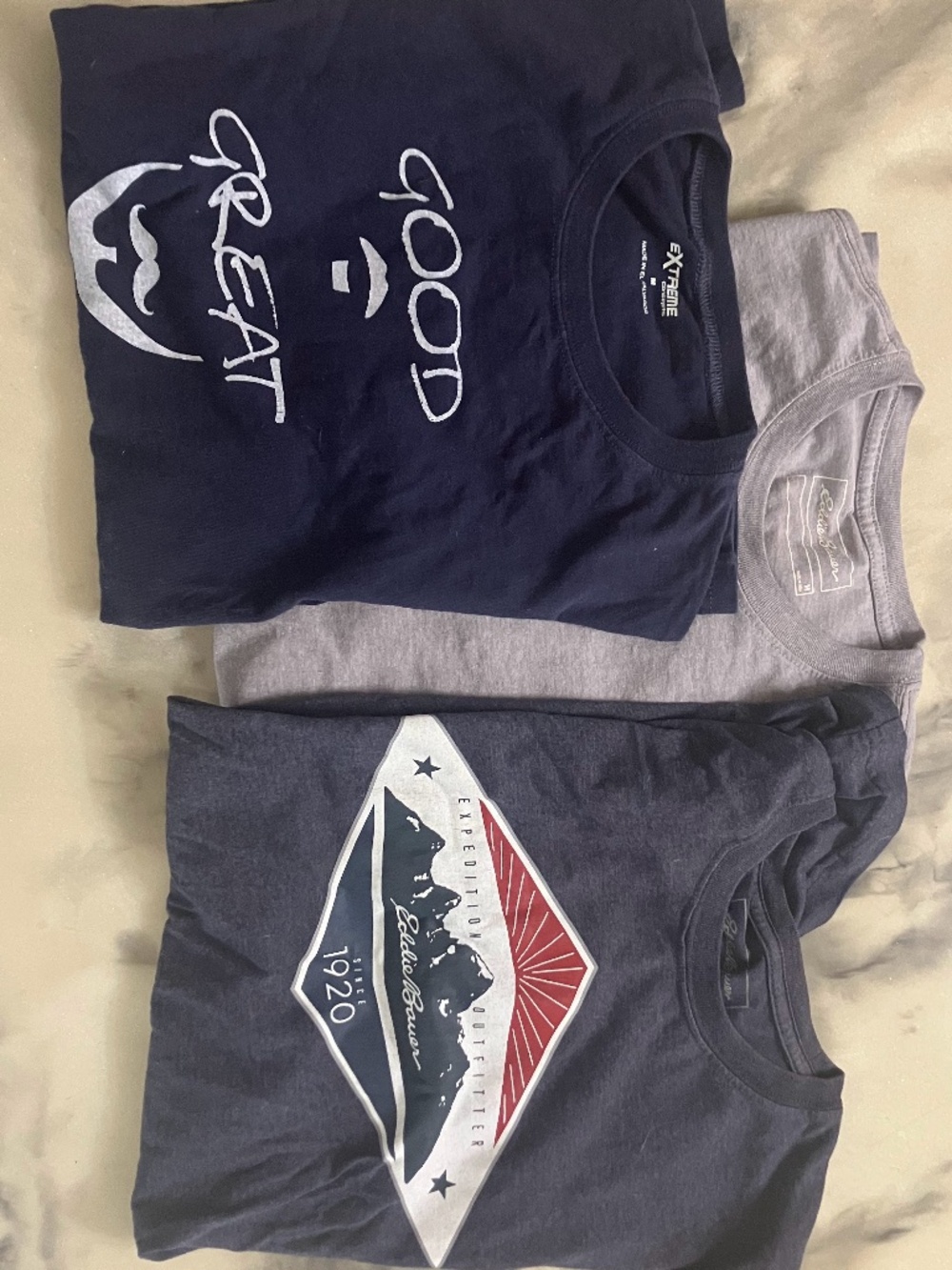 Bundle of men's t-shirts, size M